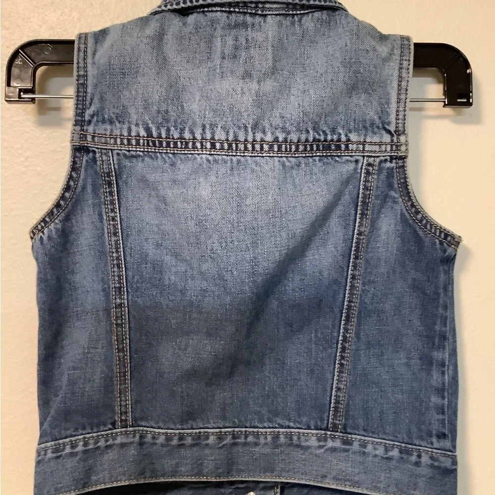 Gap denim girls medium regular ( 8-9 ) 132-140 cm 8-9 net 100% cotton denim vest